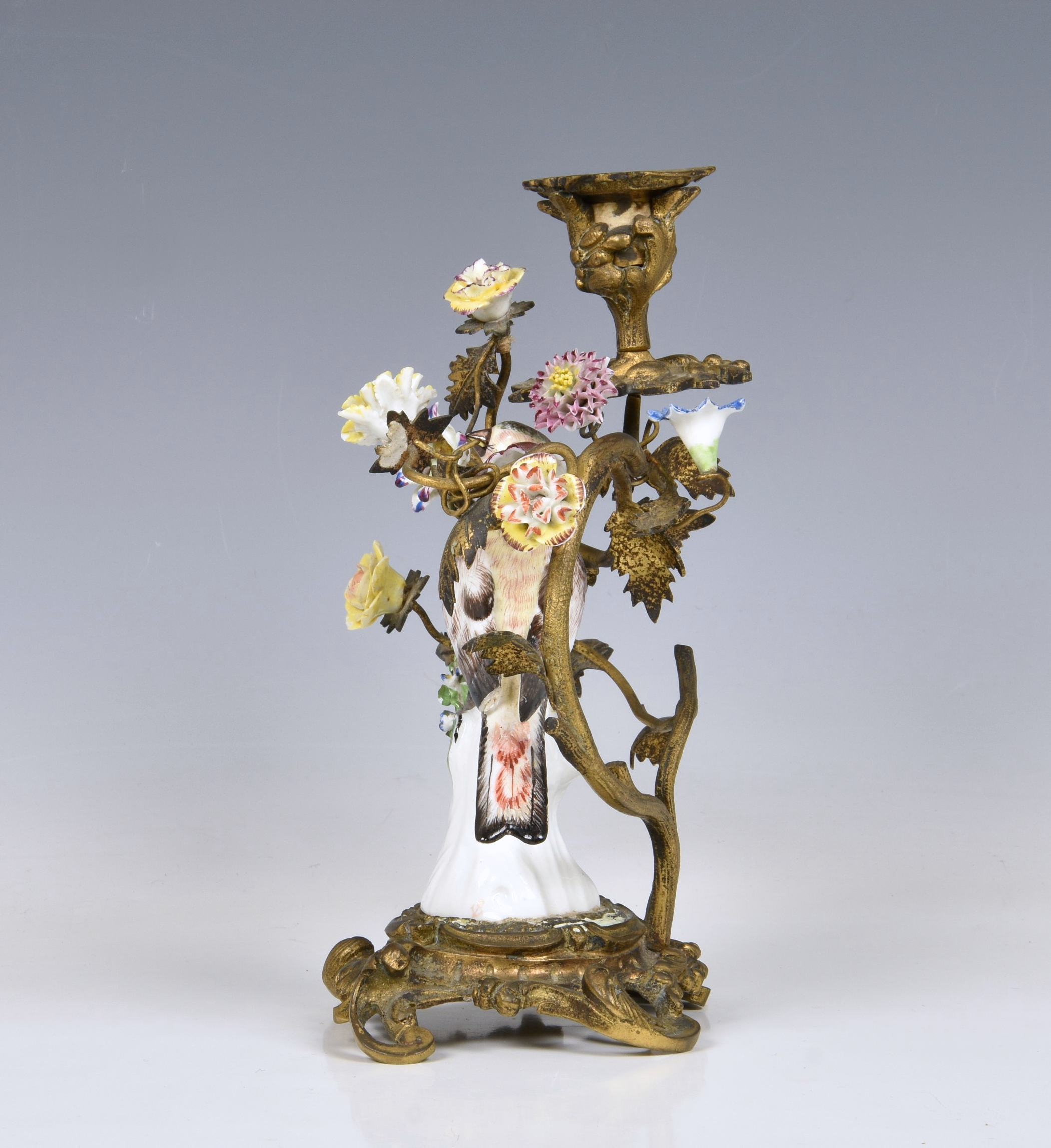 A Samson porcelain ormolu-mounted bird candlestick, 19th century, composed of a porcelain bird - Image 3 of 4