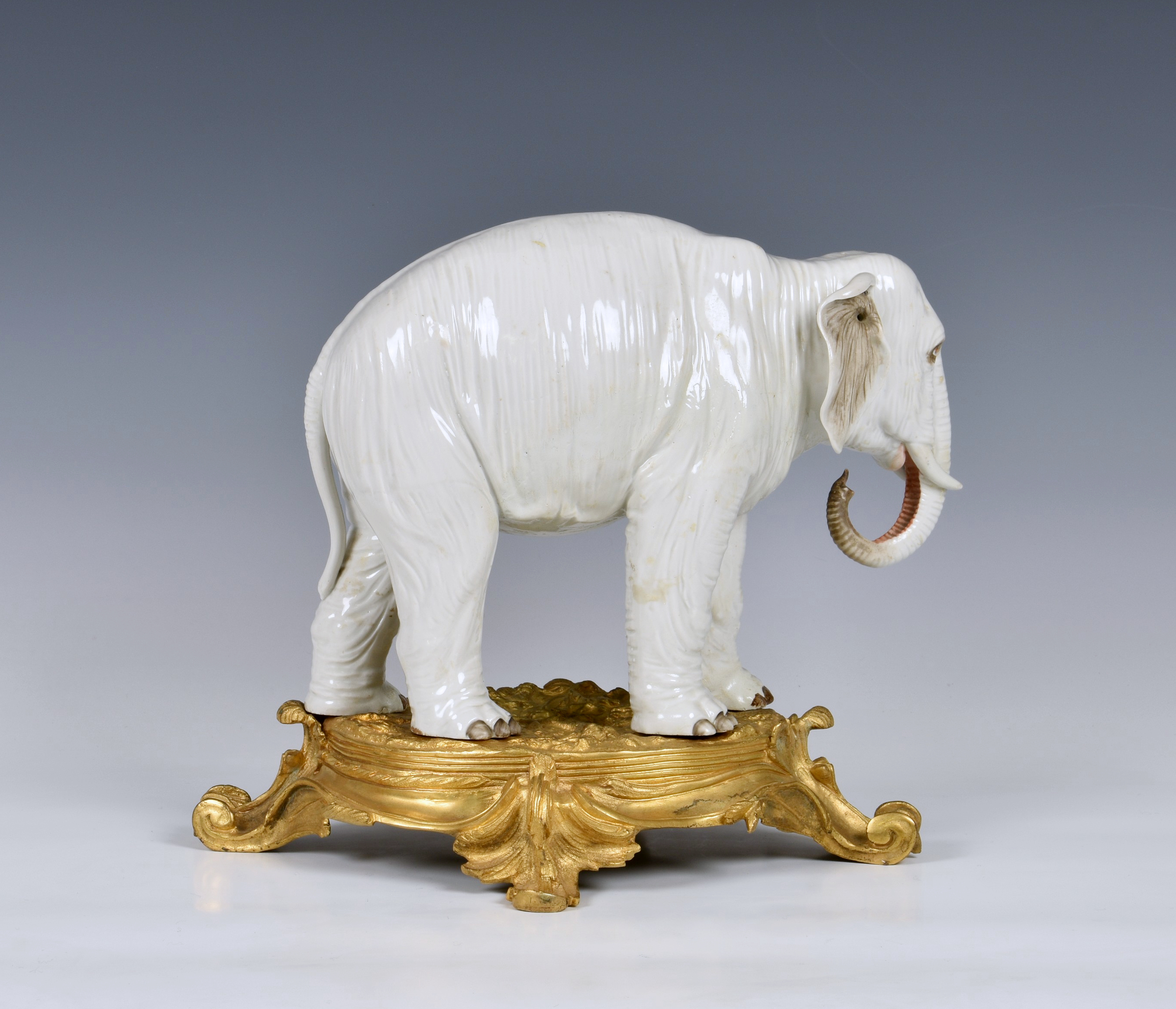 An ormolu mounted Sampson white porcelain elephant , after Meissen, 19th century, realistic - Image 3 of 9