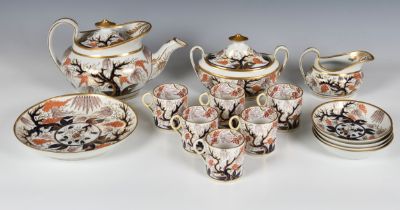 A New Hall porcelain 'Imari Vine' pattern part tea service, early 19th century, pattern no. 446,