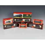 Hornby Railways - A collection of 00 gauge Locomotives / Coaches / Rolling Stock to include