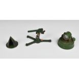 ASTRA metal model Search light, field gun and shelter circa 1960’s. *Play worn.Some battery fittings