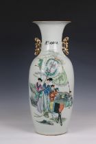 A 19th century Chinese famille rose porcelain vase