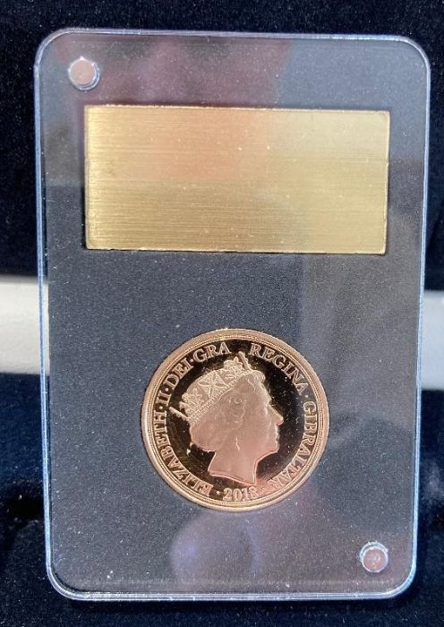 Coins : 2018 Gold Sovereign 100 years Remembrance slabbed and in display case with cert - Image 2 of 3