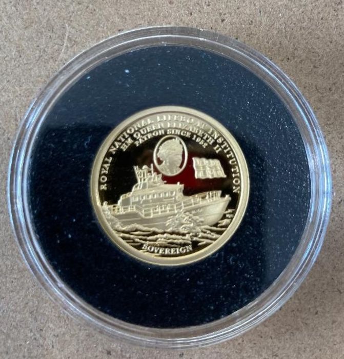 Coins : 2022 RNLI Gold Proof Sovereign cased and in display box - Image 3 of 3