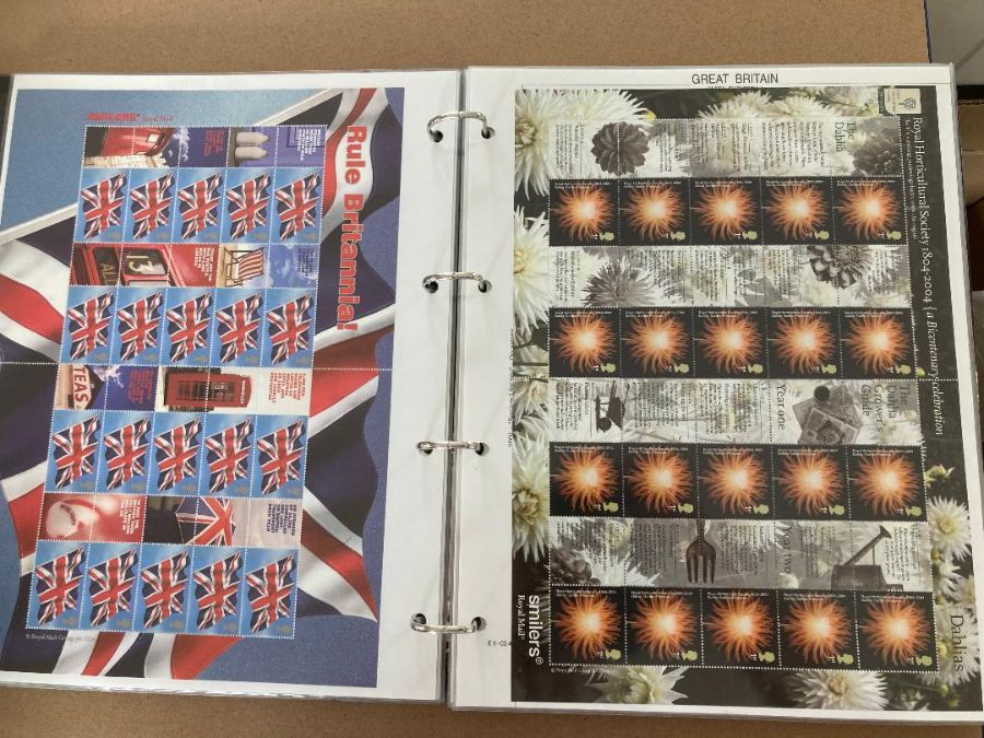 STAMPS : GREAT BRITAIN : Album of Royal Mail (smiler sheets)