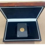 Coins : 1914 Gold Half Sovereign slabbed and in display box