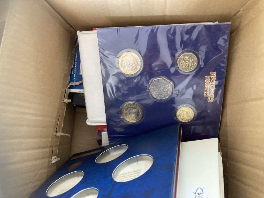 Coins : Mixed box of coin packs and sets - Image 2 of 4