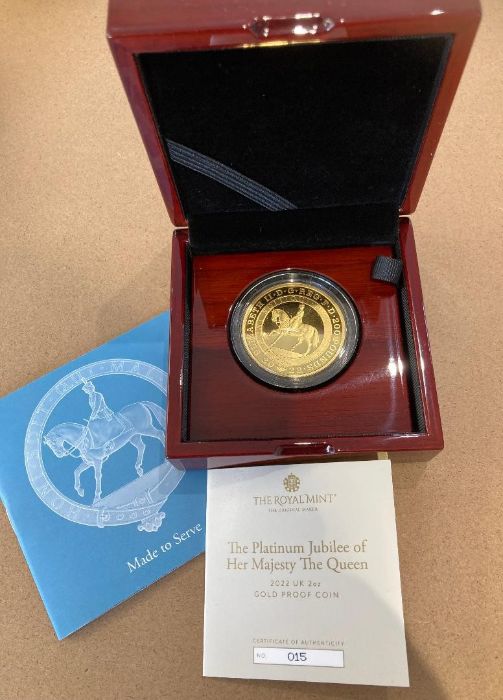 Coins : 2022 Platinum Jubilee 2oz (62.2g) Gold Proof coin in display case with cert - Image 3 of 4