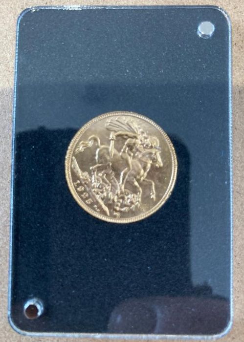 Coins : 1925 Full Gold Sovereign slabbed and in display box with cert - Image 3 of 3