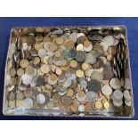 Tin with GB and World coinage (4kg)