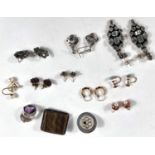 9 pairs of screw back earrings; a silver circular brooch; a striated hardstone brooch etc.