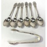 A set of 6 hallmarked silver Art Nouveau teaspoons with pierced terminals and a matching pair of