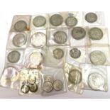 GB pre 1947 silver coins: 1 crown, 10 half crowns, 5 florins, 2 shillings, 3 sixpences and 3