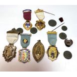 4 gilt metal and enamel Masonic jewels and other medallions