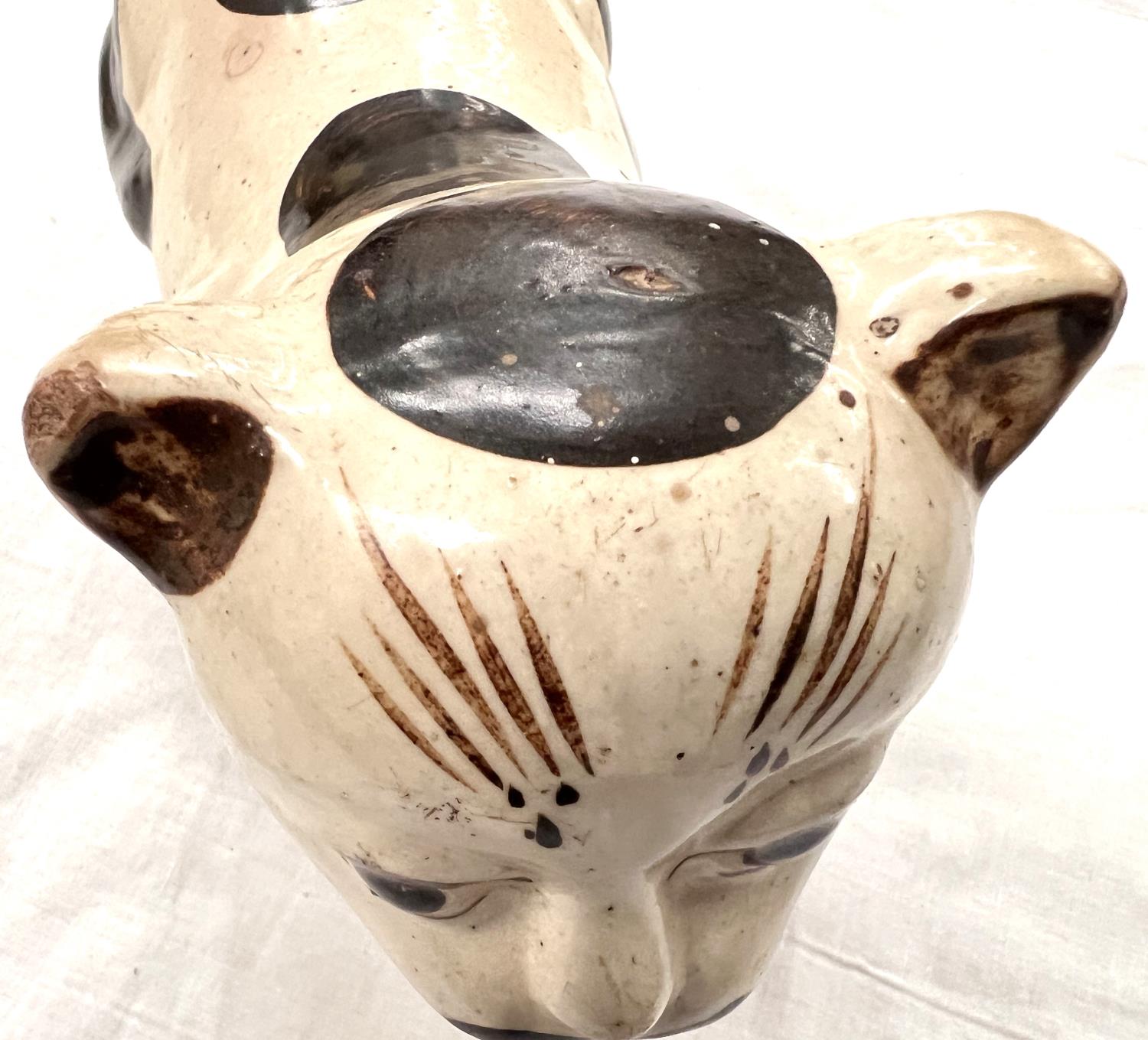 A Chinese ceramic neck rest in the form of a cat length 27cm - Image 5 of 6