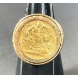 A GB half sovereign, 1902 in gent's 9 carat gold signet ring setting, 8.81gm