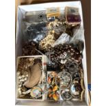 A selection of costume jewellery etc