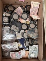 A selection of American, British, other coinage and world bank notes etc