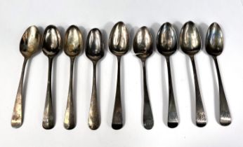 A matched set of 9 Georgian hallmarked silver teaspoons, various dates etc, 4oz