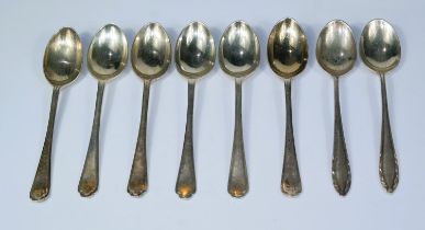 A set of 6 hallmarked silver teaspoons with bull nose terminals, Sheffield 1932/33 and 2 other