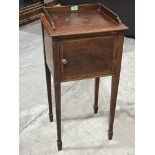 An Edward VII mahogany and line inlaid night cupboard on square tapered legs. 31½' h