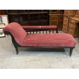 A Victorian chaise-longue