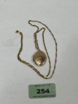 A 9ct locket on 9ct necklet chain. 4g.