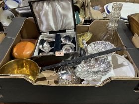 A box of sundries to include a printing set, platedware, flower vase etc.