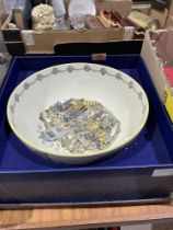 A boxed Shand Kydd Pottery "Newmarket" bowl designed by Eric Thomas.