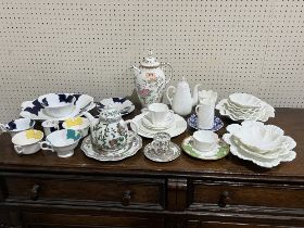 A collection of Coalport ceramics, Batwing and other patterns.