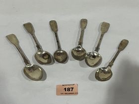 Six silver fiddle pattern teaspoons. Various dates. 3ozs 2dwts.