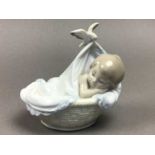 A LLADRO FIGURE OF A BABY AND OTHER CERAMICS