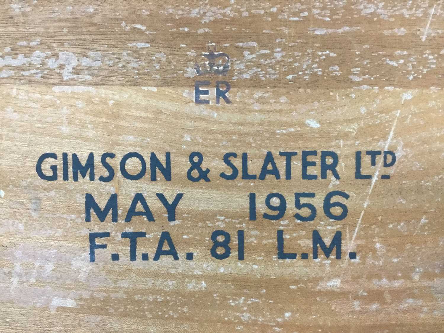 A MID-20TH CENTURY MAHOGANY TWIN PEDESTAL WRITING DESK BY GIMSON & SLATER - Image 2 of 4