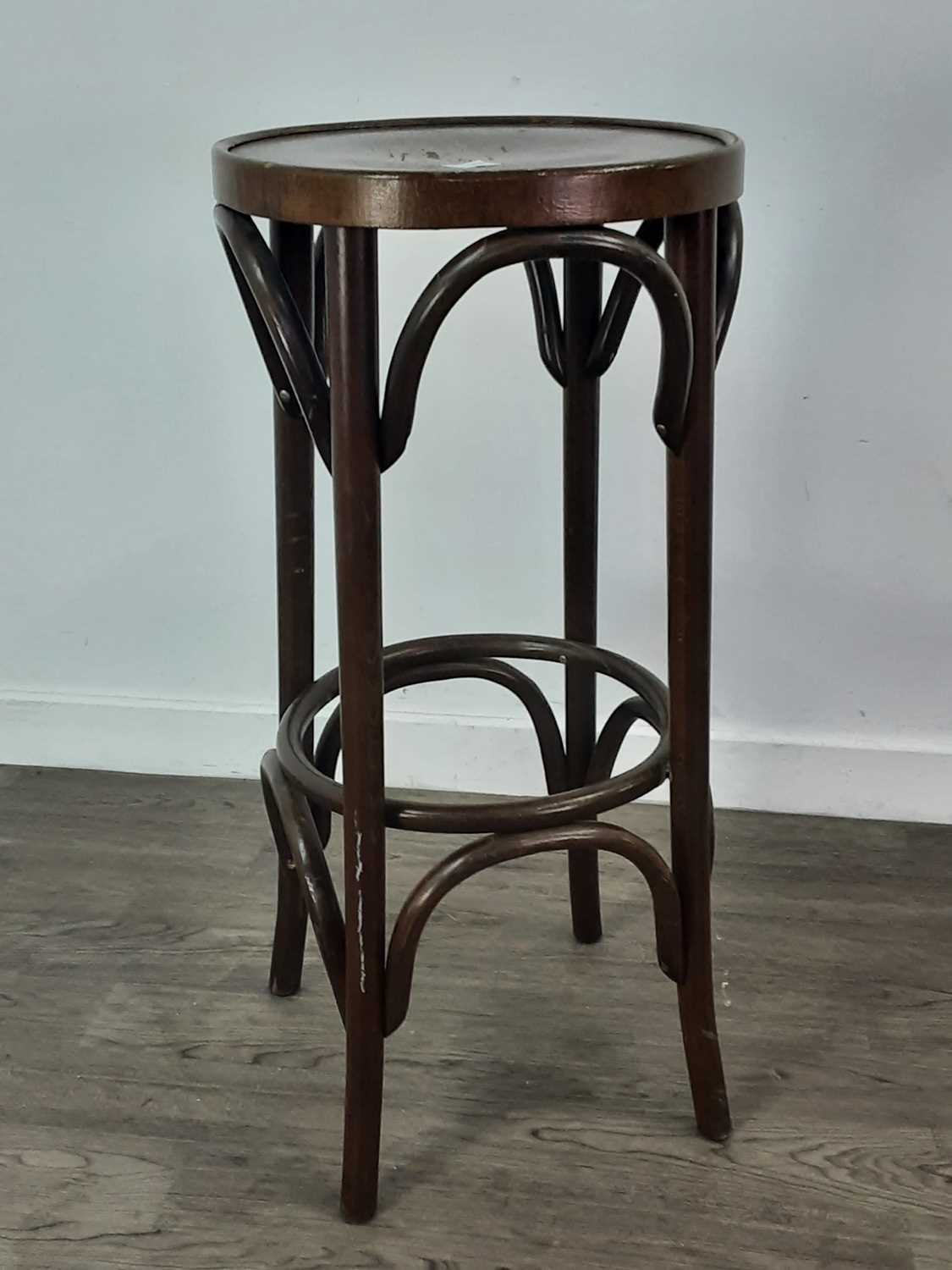 A 20TH CENTURY BAR STOOL