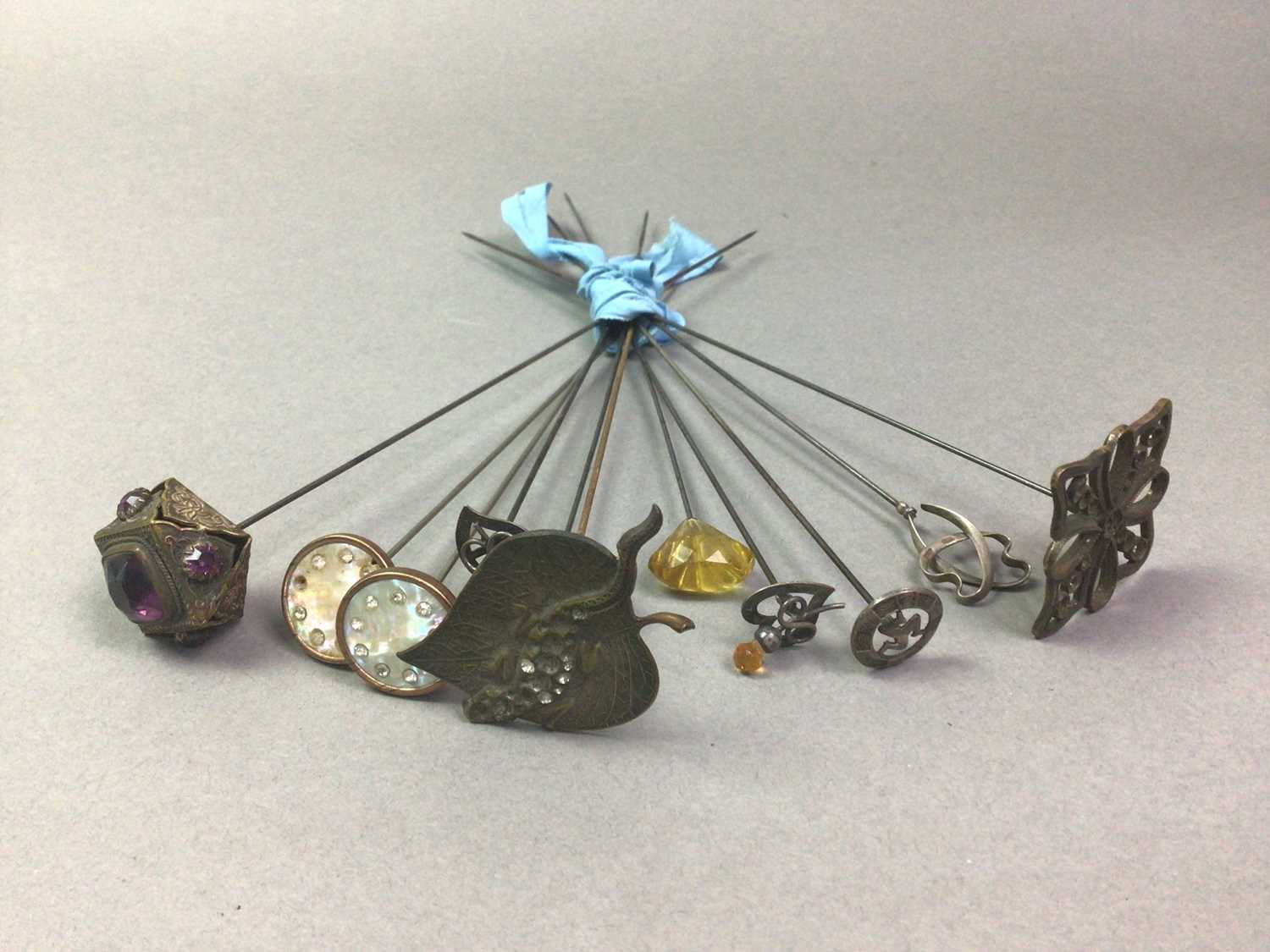 COLLECTION OF ANTIQUE HAT PINS - Image 2 of 2
