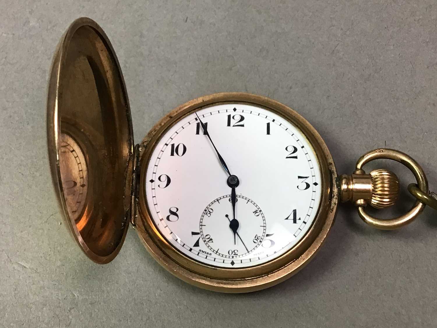 GOLD PLATED FULL HUNTER POCKET WATCH ALONG WITH A COLLECTION OF PEARL JEWELLERY