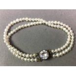 EARLY/MID 20TH CENTURY PEARL DOUBLE STRAND BRACELET ALSO A PEARL NECKLACE AND PAIR OF PEARL EARRINGS