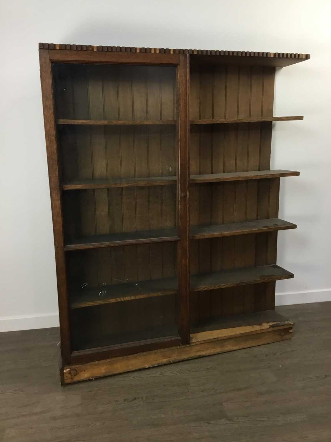 VICTORIAN OAK LIBRARY BOOKCASE - Image 3 of 6