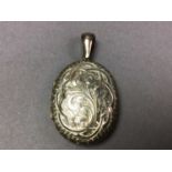 VICTORIAN LOCKET AND OTHER JEWELLERY