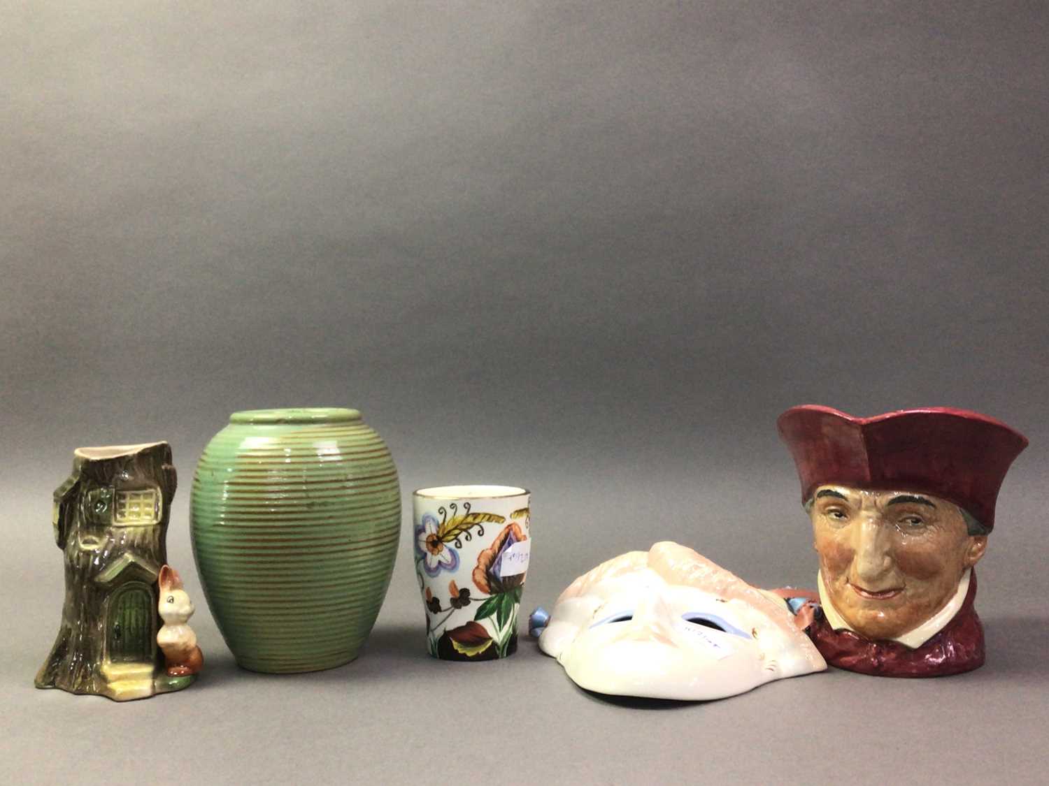 GROUP OF MIXED CERAMICS - Image 2 of 2