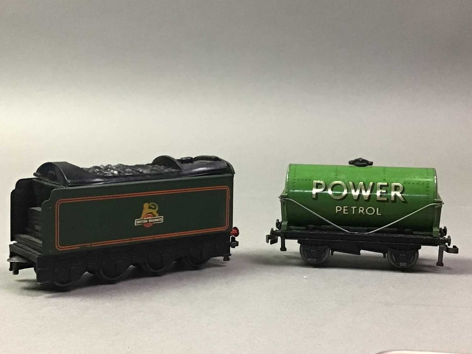 COLLECTION OF HORNBY DUBLO - Image 3 of 10