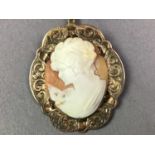 CAMEO PENDANT