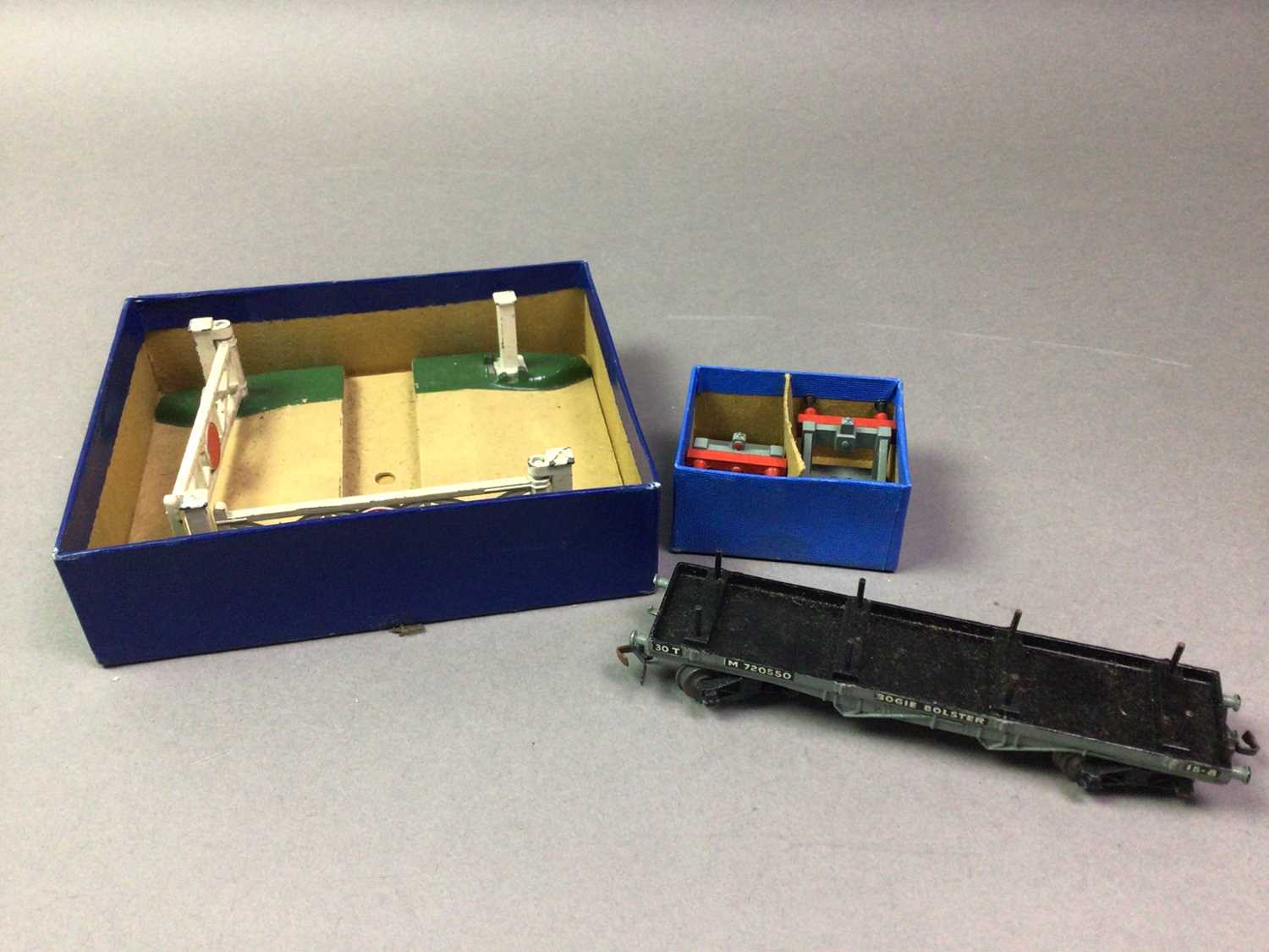 COLLECTION OF HORNBY DUBLO - Image 2 of 10