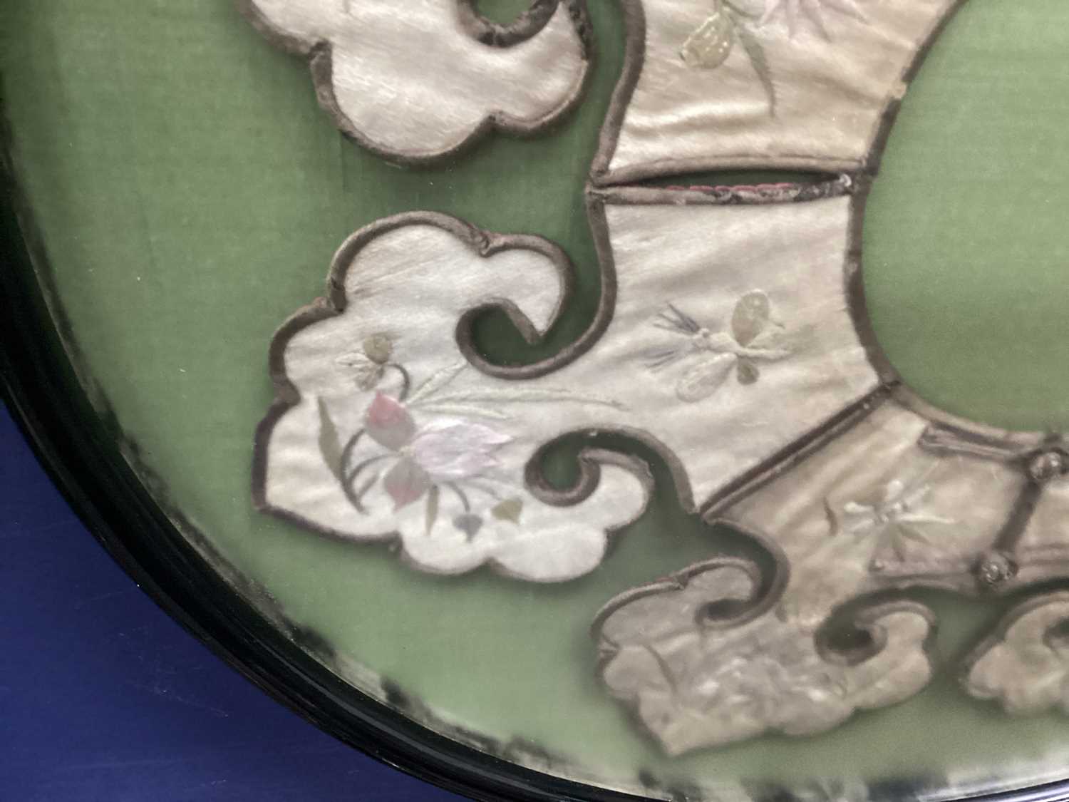CHINESE EMBROIDERED SILK COLLAR LIKELY LATE QING DYNASTY - Image 8 of 11