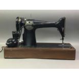 SINGER SEWING MACHINE