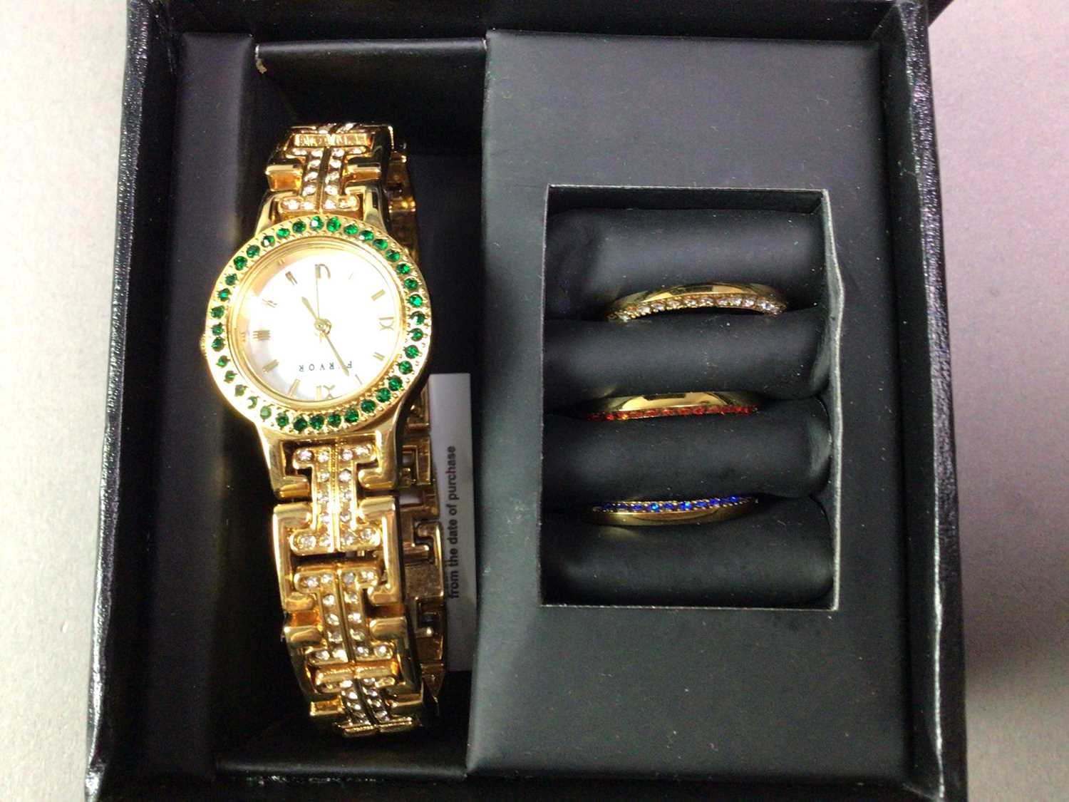 COLLECTION OF COSTUME JEWELLERY AND WATCHES - Image 2 of 4