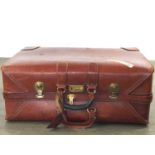 EARLY 20TH CENTURY SUITCASE