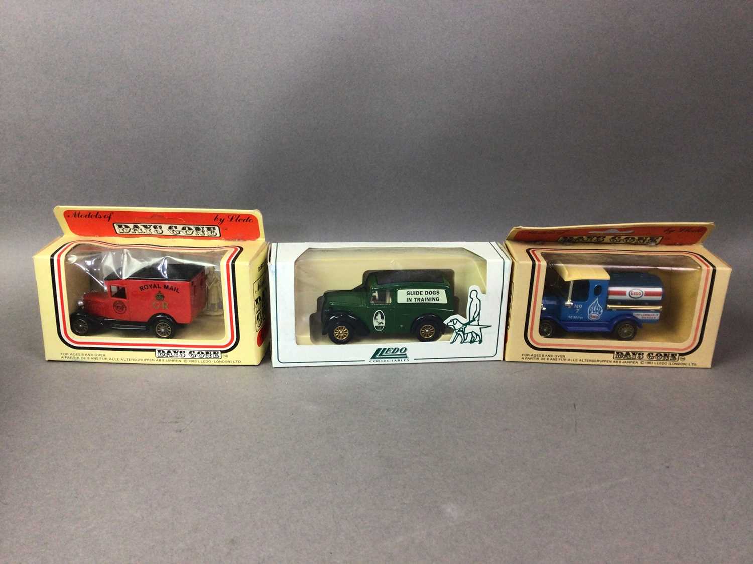 COLLECTION OF DIE-CAST MODEL VEHICLES - Image 3 of 4