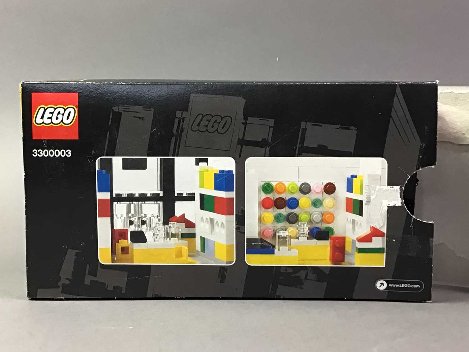 LEGO, LEGO BRAND RETAIL STORE NO. 3300003 - Image 2 of 2