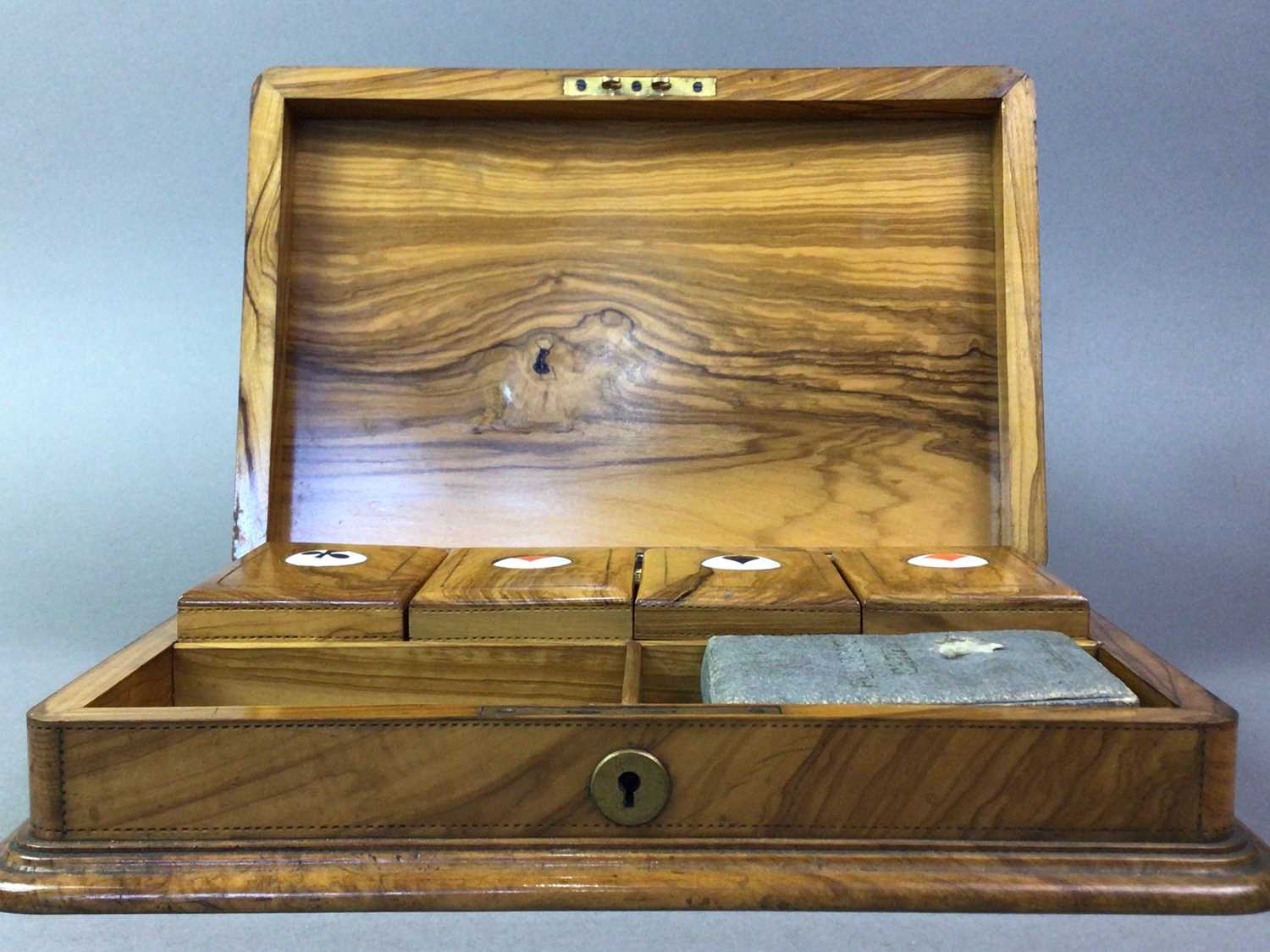 OLIVEWOOD PLAYING CARD BOX BAZAR VAUDOIS OF LAUSANNE